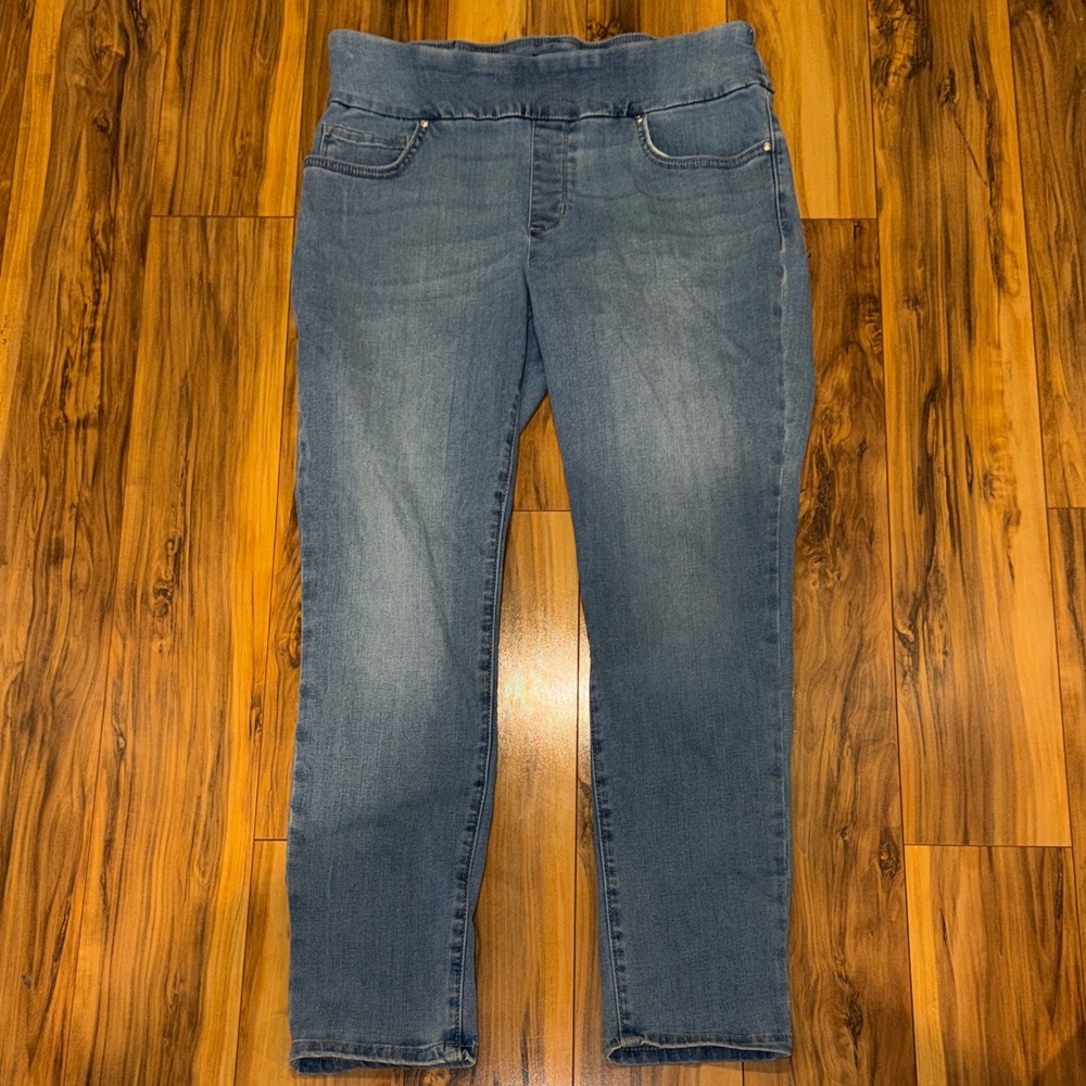 Women’s Lee Sculpting Pull On Jeans